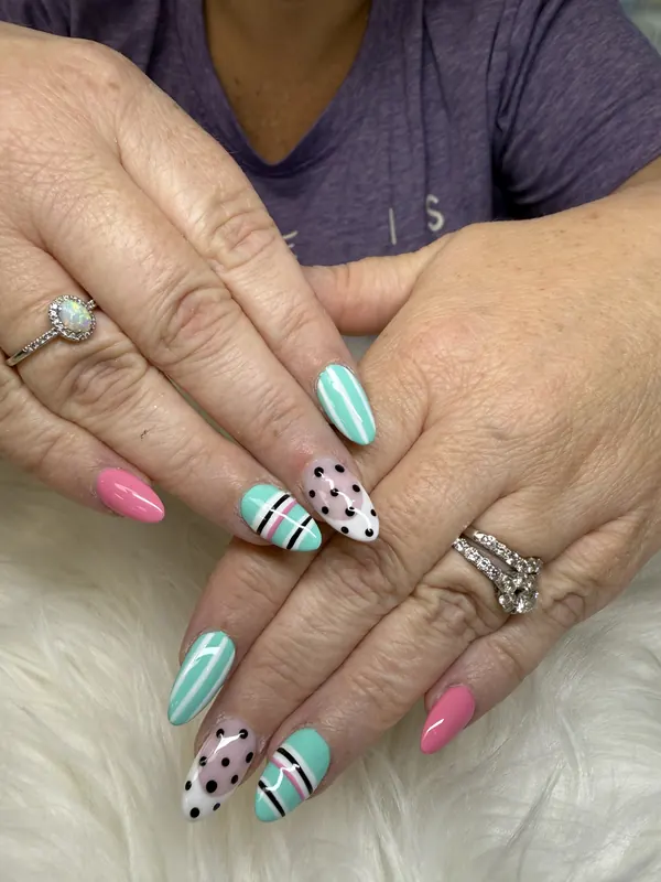 Nail gallery