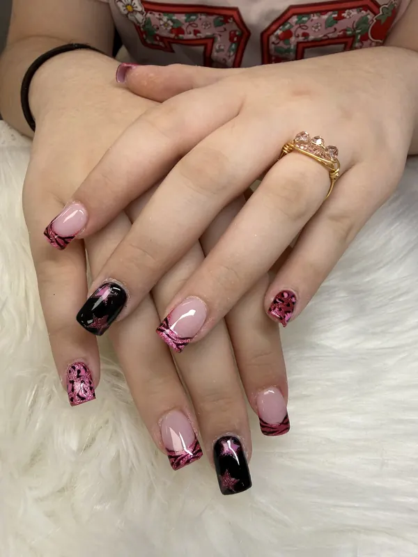 Nail gallery