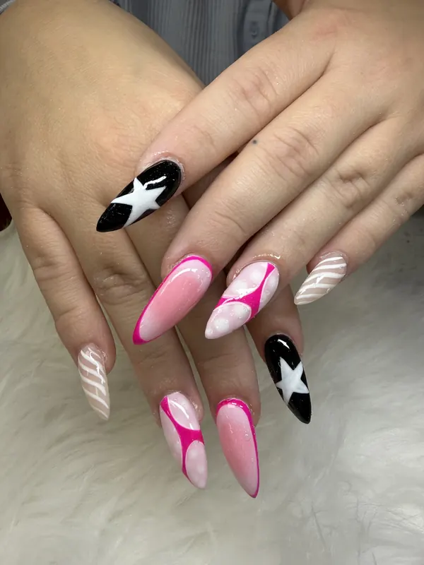Nail gallery