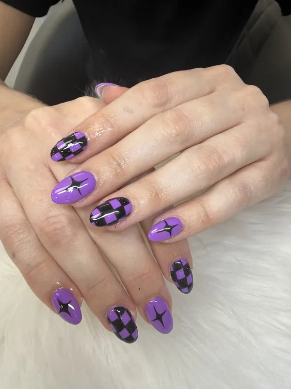 Nail gallery