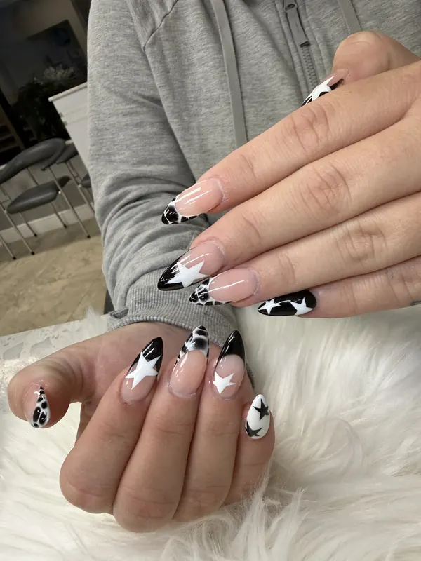 Nail gallery